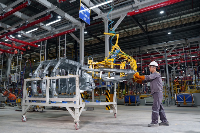 Cận cảnh dây chuyền sản xuất xe VinFast tại nhà máy Hà Tĩnh vừa khánh thành - Ảnh 11.