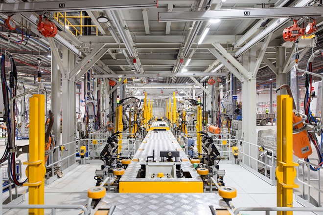 Cận cảnh dây chuyền sản xuất xe VinFast tại nhà máy Hà Tĩnh vừa khánh thành - Ảnh 5.