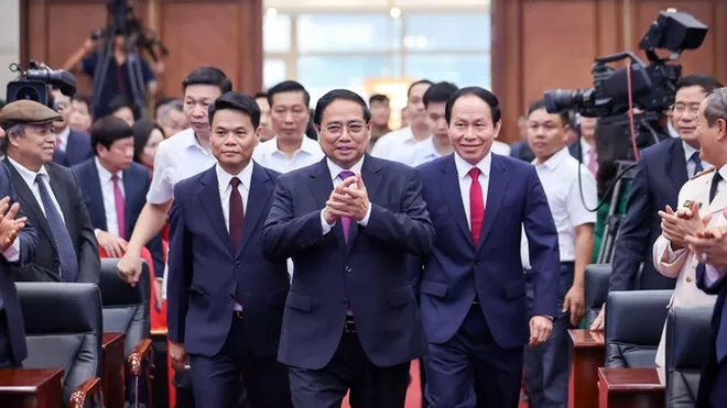 Công bố nhân sự lãnh đạo các tỉnh, thành mới sau sáp nhập - Ảnh 30.