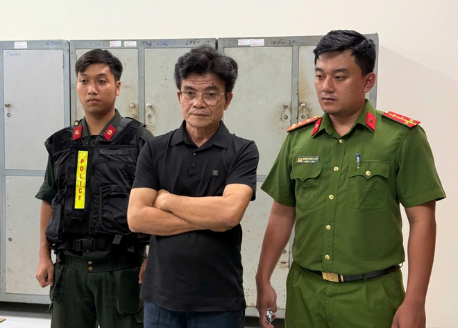 Bắt tạm giam vợ chồng giám đốc Ngô Ánh Hồng - Ảnh 2.