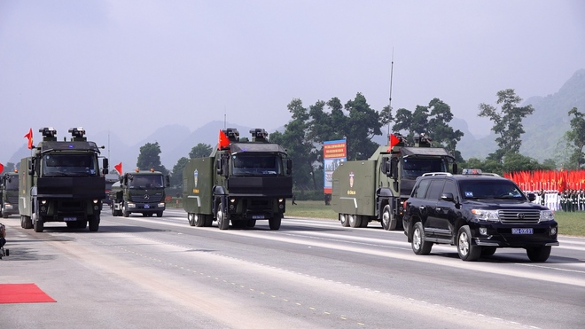 Hàng trăm xe tăng, xe bọc thép, tên lửa, UAV lần đầu xuất hiện ở Hà Nội chuẩn bị cho ngày 2/9 - Ảnh 7.