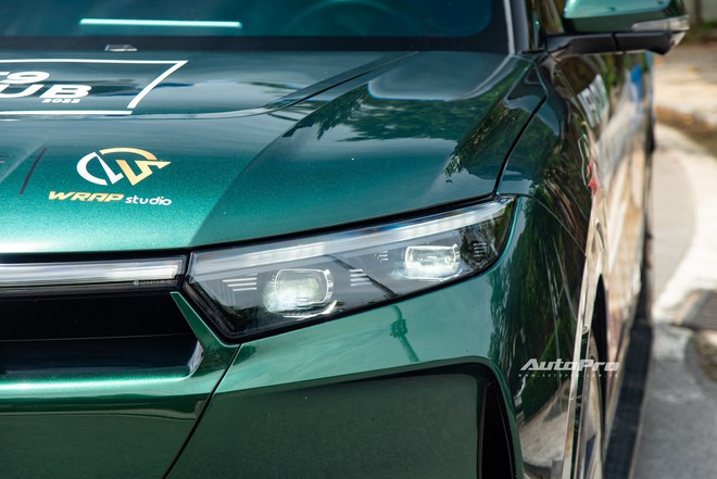 Lái VinFast VF 9 ‘gánh team’ leo núi Tây Bắc sạt lở, chủ xe chia sẻ: ‘Cố phá mãi xe chưa hỏng, dùng xong bỏ xó xe sang ở nhà’ - Ảnh 3.