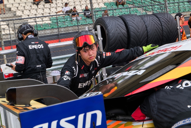 Lần đầu đặt chân đến SUPER GT tại Sepang: Mãn nhãn với dàn xe nét căng và những pha drift đầy mê hoặc! - Ảnh 24.