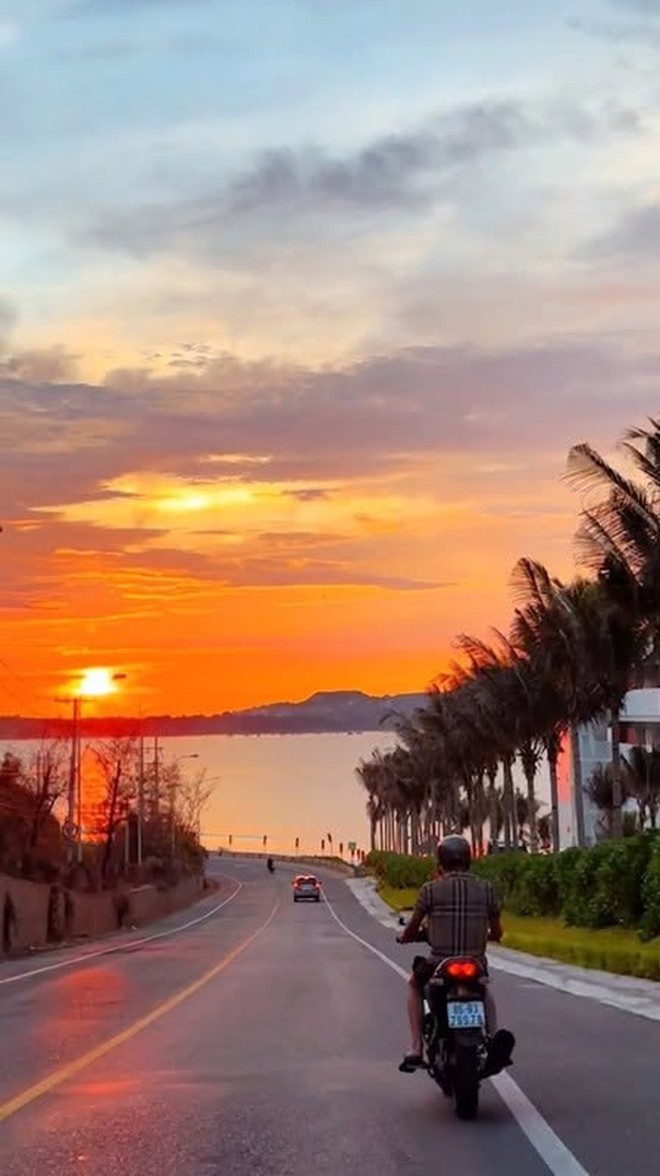 Sau sáp nhập, tỉnh này trở thành tỉnh lớn nhất Việt Nam: Vừa có rừng, vừa có biển, vừa có đường biên giới - Ảnh 11.