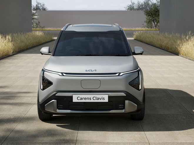 Kia Carens bản điện giá quy đổi gần 550 triệu đồng mở bán từ hôm nay, có cơ hội về Việt Nam khi xe xăng sắp bị hạn chế - Ảnh 3.