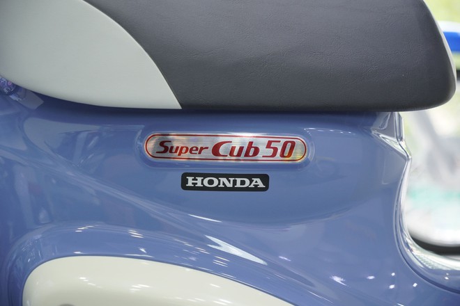Honda Super Cub 50 Final Edition xuất hiện tại Việt Nam - Ảnh 3.
