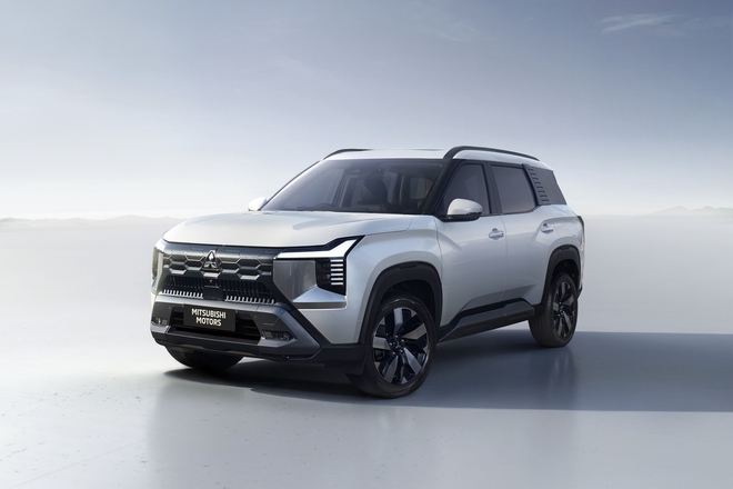 Loạt xe gầm cao chực chờ ra mắt Việt Nam đến cuối năm 2025: Phần lớn là xe mới bán lần đầu, nhiều tùy chọn hybrid - Ảnh 2.