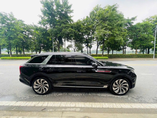 Chủ nhân chiếc Hongqi E-HS9 này ‘đánh rơi’ gần 2 tỷ đồng chỉ sau 2 năm sử dụng: ‘Rớt giá’ nhanh hơn xe Đức cùng đời, đi được 510km/lần sạc - Ảnh 2.