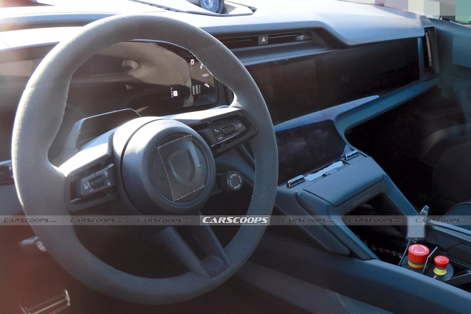 Porsche Cayenne lộ nội thất mới: Thiết kế lột xác với 4 màn hình khủng, bỏ gần hết nút bấm - Ảnh 2.