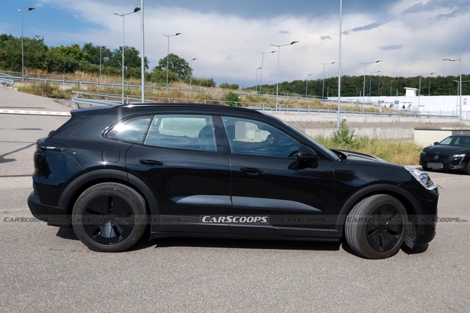 Porsche Cayenne lộ nội thất mới: Thiết kế lột xác với 4 màn hình khủng, bỏ gần hết nút bấm - Ảnh 7.