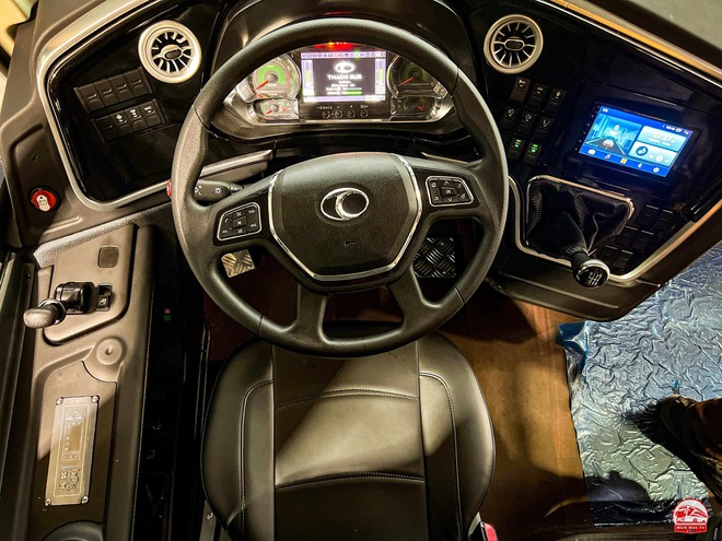 Sau Thái Lan, tập đoàn Việt xây 7 nhà máy xe ở Đà Nẵng 'chốt đơn' xuất khẩu loạt xe buýt đến Philippines - Ảnh 7.