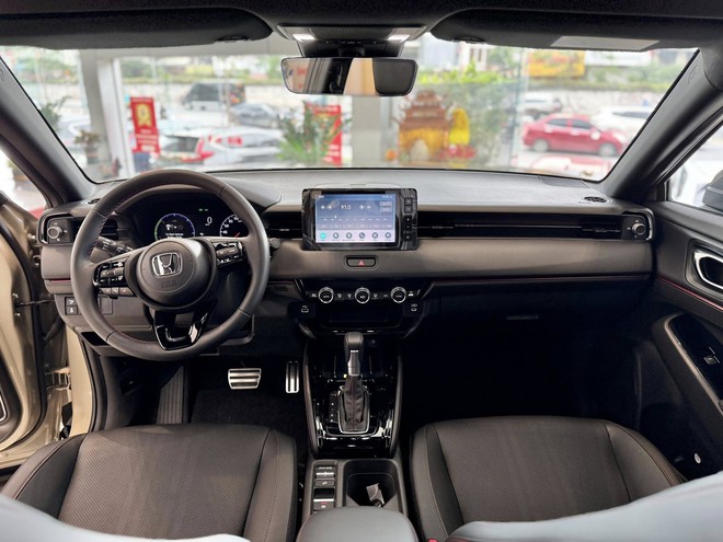 Honda HR-V giảm giá tới 45 triệu đồng tại đại lý: Bản tầm trung giảm nhiều nhất còn 705 triệu, tiệm cận Xforce, Creta bản đắt nhất - Ảnh 5.