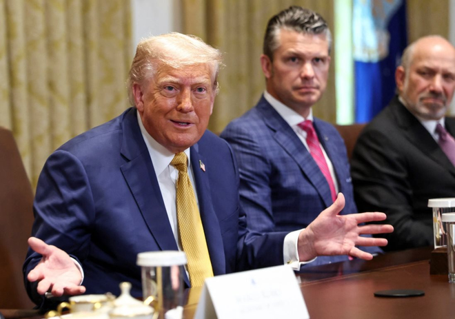 Tổng thống Trump thông báo sẽ áp 50% thuế lên đồng. Ảnh: Reuters
