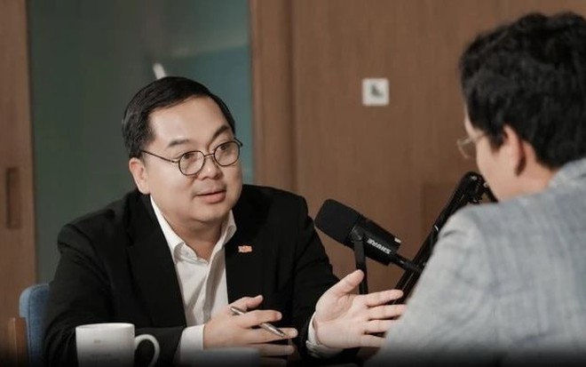Ông Hoàng Nam Tiến - Phó chủ tịch Hội đồng trường - Trường ĐH FPT đột ngột qua đời vào hồi 16h10' ngày 31/7. Ảnh: ĐH FPT Ông Hoàng Nam Tiến - Phó chủ tịch Hội đồng trường - Trường ĐH FPT đột ngột qua đời vào hồi 16h10' ngày 31/7. Ảnh: ĐH FPT