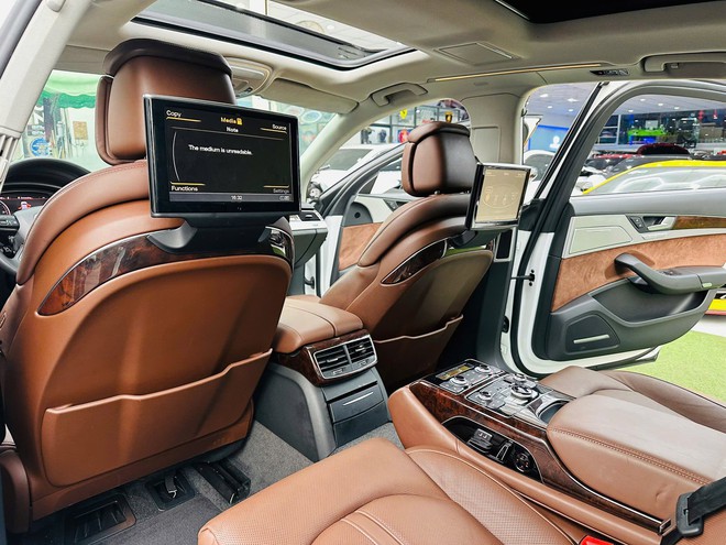 Rao Audi A8L 2017 giá 1,3 tỷ đồng, người bán chia sẻ: 5 tỷ không mua, giờ cũng không mua thì sao biết được 'trùm cuối Audi' đỉnh cỡ nào - Ảnh 12.