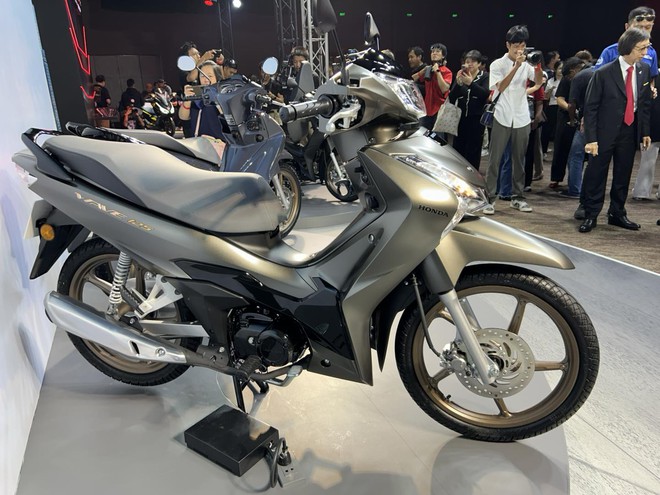 Ra mắt Honda Wave 125 đời mới: Có khóa thông minh và phanh "một được hai", siêu tiết kiệm xăng 71,4km/lít - Ảnh 11.