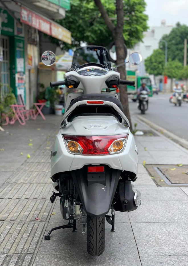 Loạt xe tay ga giảm giá mạnh: Có xe ngang hạng Air Blade, thông minh nhất phân khúc nhưng rẻ bằng gần nửa - Ảnh 9.