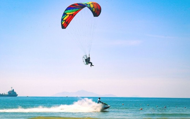 Không phải Đà Nẵng, Nha Trang, đây là bãi biển được du khách nhận xét: Ít ở đâu biển đẹp mà sạch thế này! - Ảnh 4.