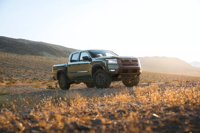 Nissan Navara 2026 ra mắt: Thêm tiện nghi, bổ sung bản địa hình cực chất đấu Ford Ranger Raptor, nhưng vẫn thua đối thủ ở một điểm - Ảnh 19.