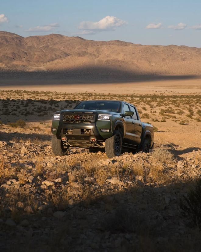 Nissan Navara 2026 ra mắt: Thêm tiện nghi, bổ sung bản địa hình cực chất đấu Ford Ranger Raptor, nhưng vẫn thua đối thủ ở một điểm - Ảnh 20.