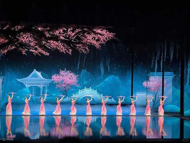 Khách Việt bất ngờ với cảnh tượng khi du lịch Trung Quốc, nhận xét: "Tôi nghĩ chỉ có trên phim" - Ảnh 8.