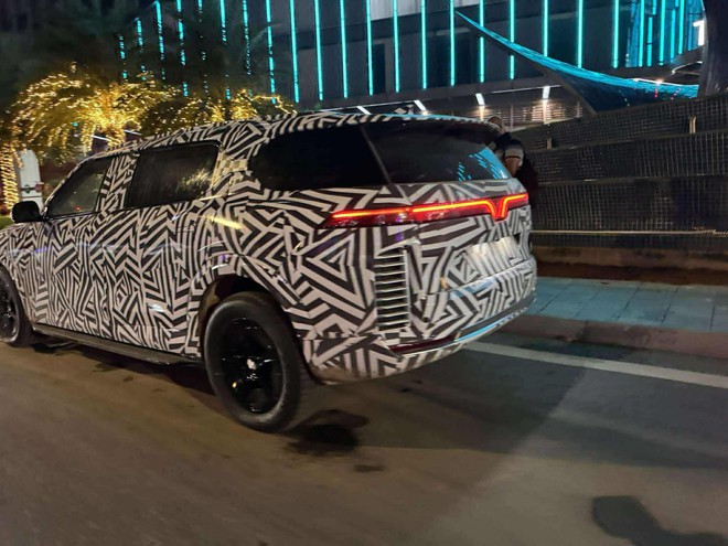 Lộ ảnh chụp phiếu đăng kiểm xe limousine xịn nhất của VinFast: Lời đồn dùng động cơ hybrid có đúng? - Ảnh 9.