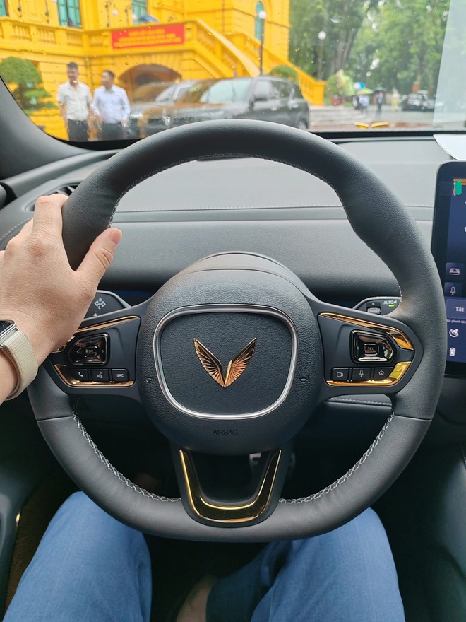 Lộ ảnh chụp phiếu đăng kiểm xe limousine xịn nhất của VinFast: Lời đồn dùng động cơ hybrid có đúng? - Ảnh 5.