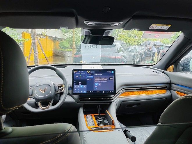 Lộ ảnh chụp phiếu đăng kiểm xe limousine xịn nhất của VinFast: Lời đồn dùng động cơ hybrid có đúng? - Ảnh 3.