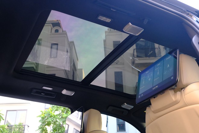 Xe Mỹ cực hiếm ở Việt Nam vừa rao bán: Chung động cơ VinFast President, đồng hồ hé lộ mức ăn xăng khủng - Ảnh 15.