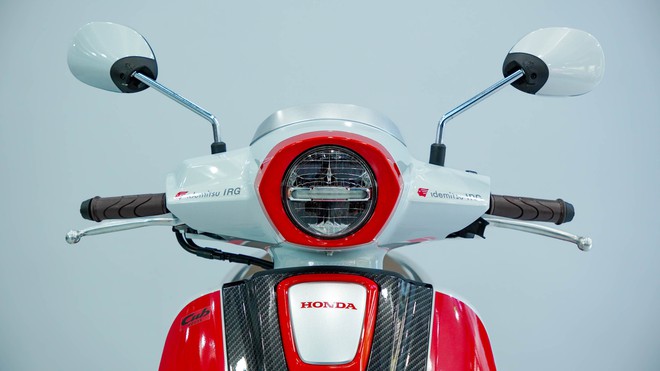 Honda Giorno+ SC35 ThaiGP bản giới hạn đầu tiên về Việt Nam - Ảnh 8.