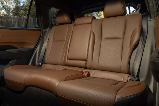 Subaru Outback 2026 lột xác thành SUV thực thụ: Dáng vuông như Land Rover, có bản 260 mã lực, giá tăng mạnh - Ảnh 16.