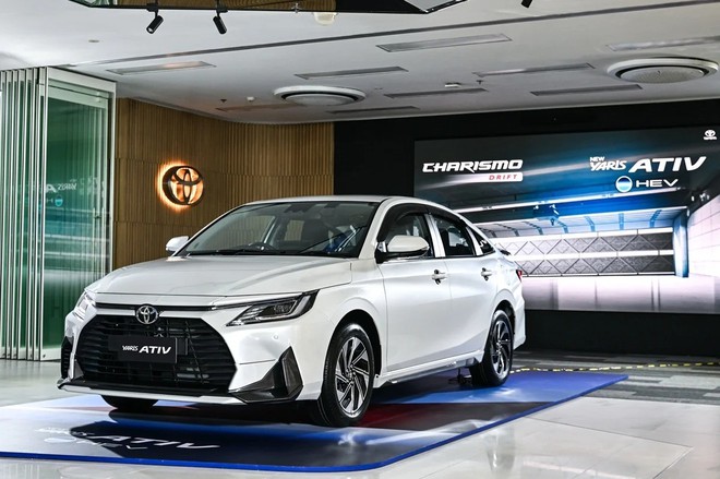 Cận cảnh Toyota Vios hybrid vừa ra mắt - Ảnh 16.