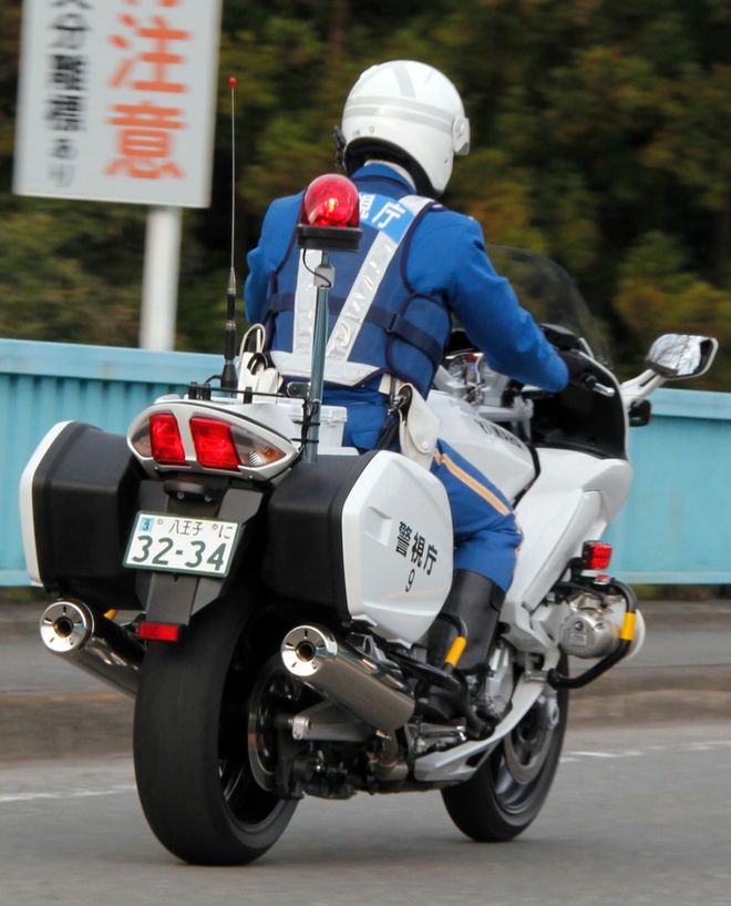 Đây là xe đặc chủng công an sử dụng trong lễ diễu binh A80: Nặng bằng 3 chiếc Vision, khỏe ngang ô tô - Ảnh 4.