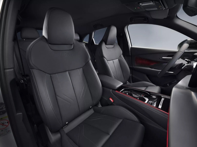 Audi Q3 Sportback 2026 ra mắt: Màn lớn hơn, mạnh tới 268 mã lực, có bản chạy được 117km không cần xăng - Ảnh 14.