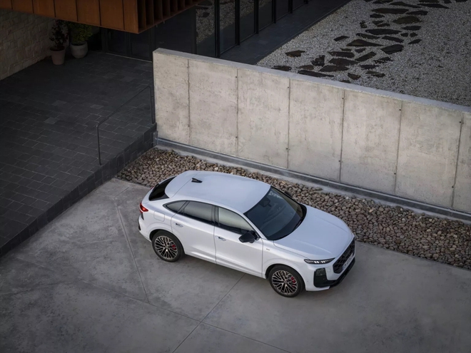 Audi Q3 Sportback 2026 ra mắt: Màn lớn hơn, mạnh tới 268 mã lực, có bản chạy được 117km không cần xăng - Ảnh 5.