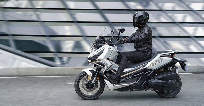 Vừa ra mắt Việt Nam xe tay ga dân phượt thích mê: Sức mạnh và công nghệ vượt xe Honda, Yamaha, giá rẻ hơn - Ảnh 2.