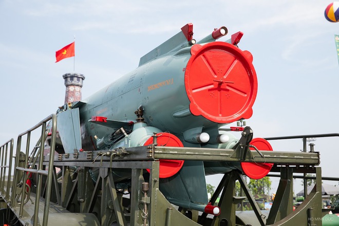 Tên lửa hành trình chống hạm P28 lộ diện ở công trình top 10 thế giới: Bay cao 7.000m, tốc độ 1.400 km/h - Ảnh 10.