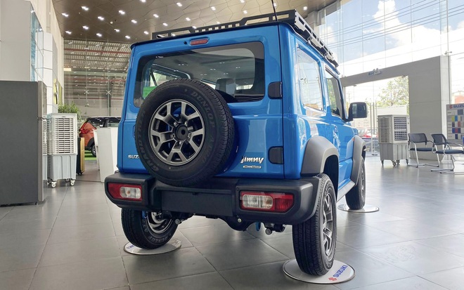 Mua Suzuki Jimny bây giờ tiết kiệm 120 triệu đồng tiền lăn bánh: Đại lý giảm giá sâu, nhiều nơi độ sẵn hầm hố để hút khách - Ảnh 4.
