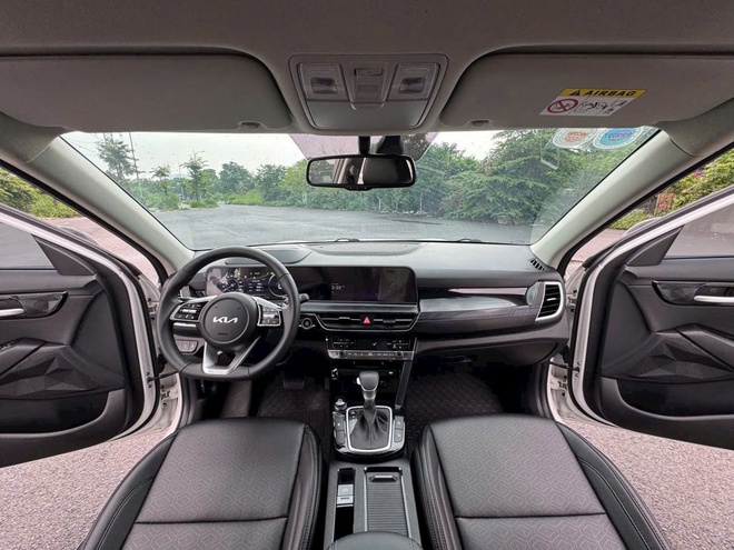 Kia Seltos "dọn kho" giảm giá tới 95 triệu đồng, giá bản giữa nay tiệm cận 'đàn em' Sonet - Ảnh 6.