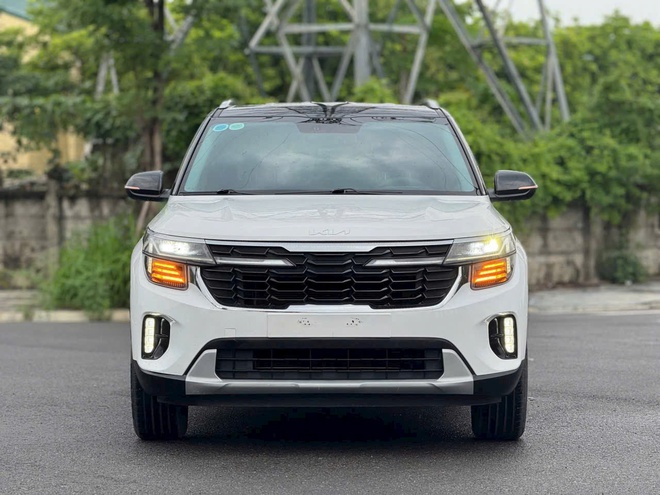 Kia Seltos "dọn kho" giảm giá tới 95 triệu đồng, giá bản giữa nay tiệm cận 'đàn em' Sonet - Ảnh 4.