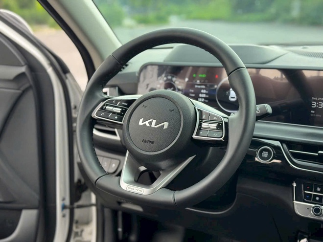 Kia Seltos "dọn kho" giảm giá tới 95 triệu đồng, giá bản giữa nay tiệm cận 'đàn em' Sonet - Ảnh 7.