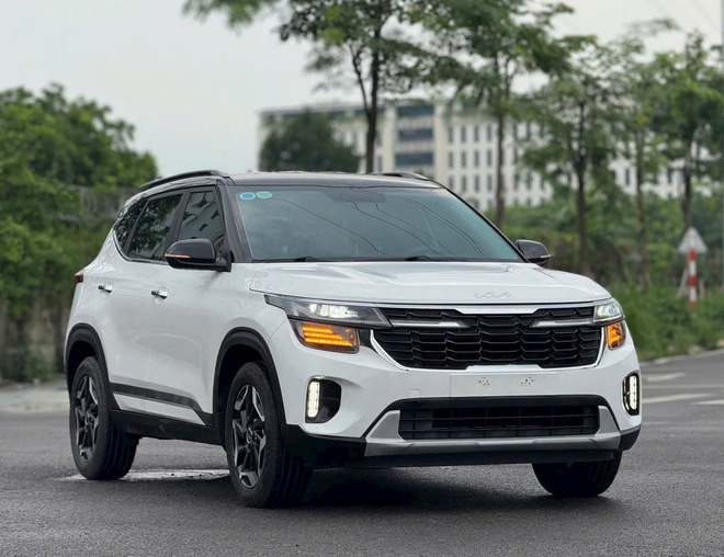 Kia Seltos "dọn kho" giảm giá tới 95 triệu đồng, giá bản giữa nay tiệm cận 'đàn em' Sonet - Ảnh 3.