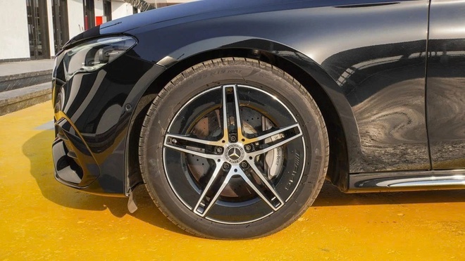 Đại lý báo nhận cọc E-Class thế hệ mới: Ra mắt tháng 10 tới, lắp ráp trong nước, 3 phiên bản, giá tăng nhẹ, có trang bị xịn hơn cả S-Class - Ảnh 8.