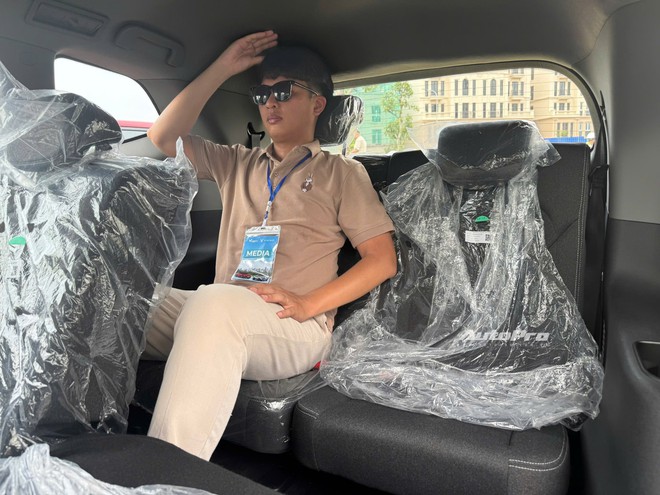 Khi mọi người c&ograve;n đang tranh c&atilde;i gi&aacute; 749 triệu cho Limo Green &lsquo;si&ecirc;u base&rsquo; th&igrave; người mua 10.000 xe n&oacute;i g&igrave;? - Ảnh 16.