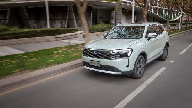 Lộ thay đổi tr&ecirc;n Ford Territory 2025 cho kh&aacute;ch Việt tham khảo trước khi 'chốt cọc': Th&ecirc;m tiện &iacute;ch, cắt một c&ocirc;ng nghệ từng vượt CX-5, Tucson - Ảnh 11.