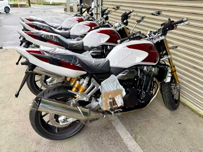 Vừa về Việt Nam xe siêu đẳng của Honda: Chớ thấy cũ kỹ mà khinh rẻ, có tiền cũng khó mua vì một điều - Ảnh 3.