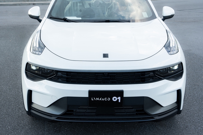 Chi tiết Lynk & Co 01 bản 'base' vừa ra mắt: Giá rẻ hơn 80 triệu đồng, bỏ một số tính năng nhưng vẫn còn ADAS - Ảnh 5.
