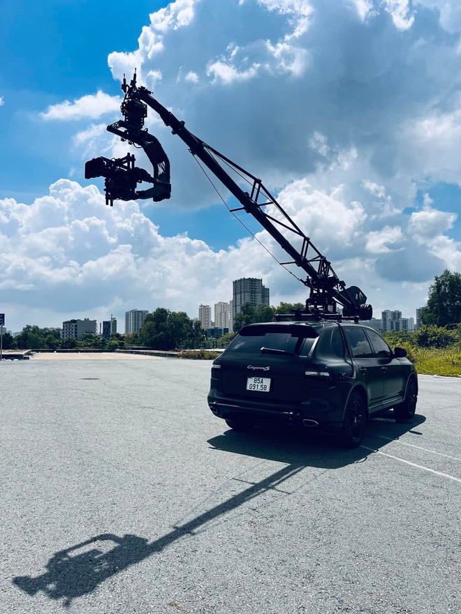 Dàn xe camera khủng của Lê Bảo Hân sẵn sàng phục vụ A80: Đoàn làm phim Fast - Ảnh 10.