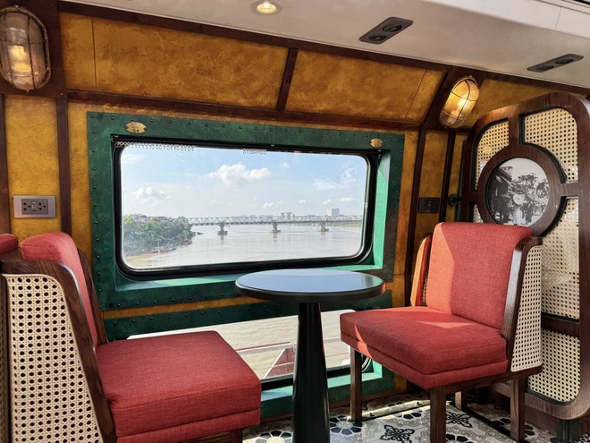Du khách nhận xét công tâm tàu Hà Nội 5 Cửa Ô: "Không nghĩ đang đi tàu ở Việt Nam, dịch vụ chuẩn khách sạn" - Ảnh 17.