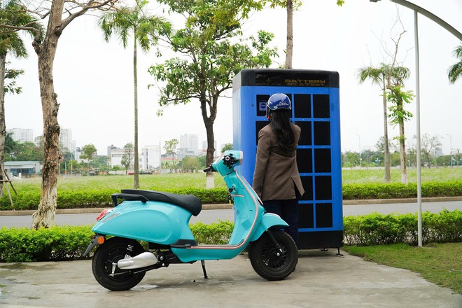 Trạm đổi pin Petrolimex đi vào hoạt động: Nhanh hơn đổ xăng, xe máy điện nhiều hãng có thể dùng chung - Ảnh 5.